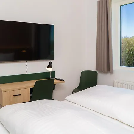 Easy Hotel